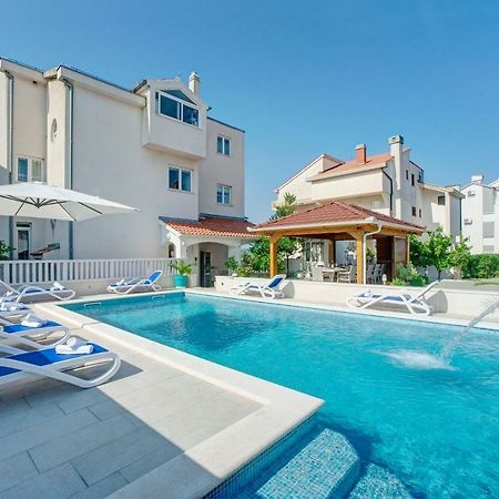 Apartments Plavi Biser Шибеник Екстер'єр фото