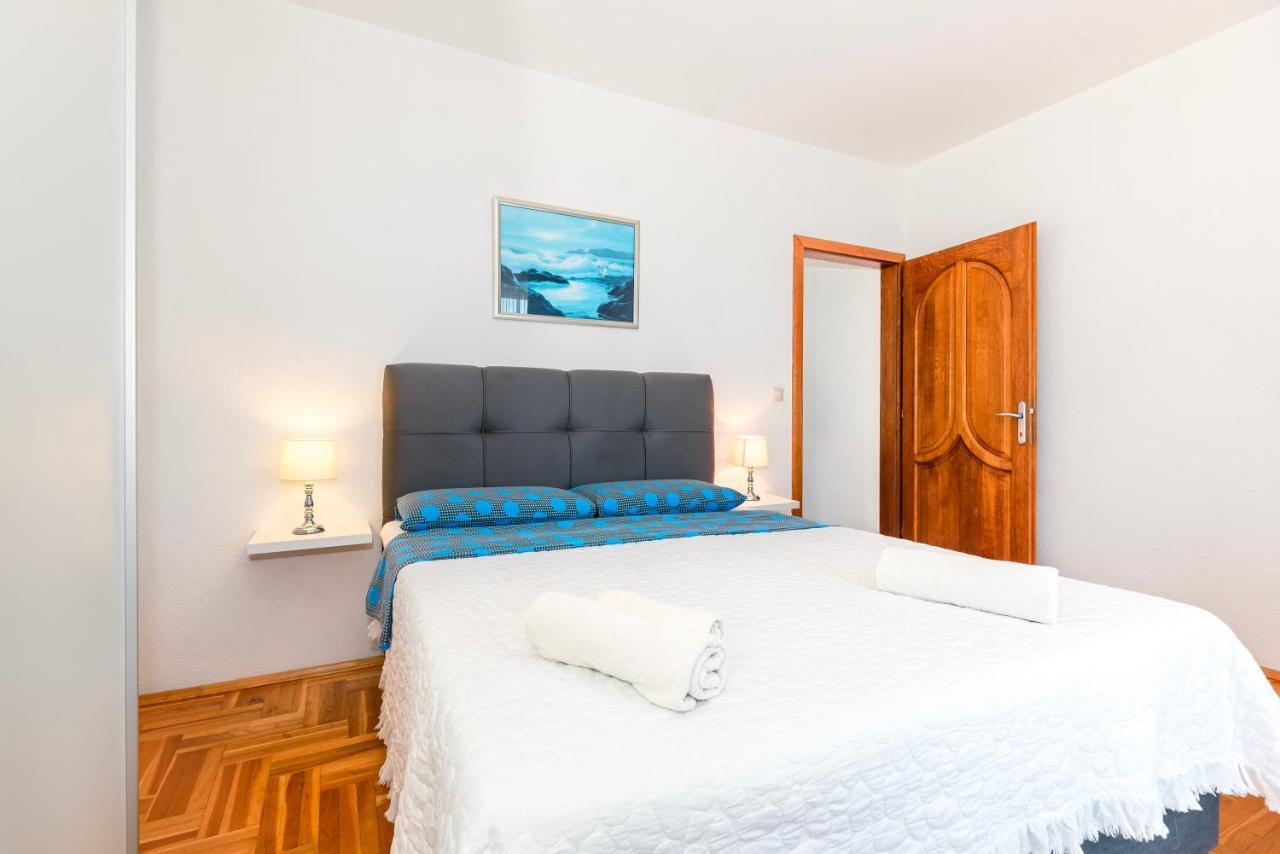 Apartments Plavi Biser Шибеник Екстер'єр фото