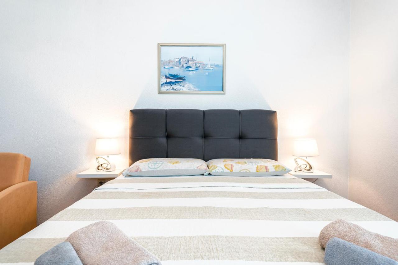 Apartments Plavi Biser Шибеник Екстер'єр фото