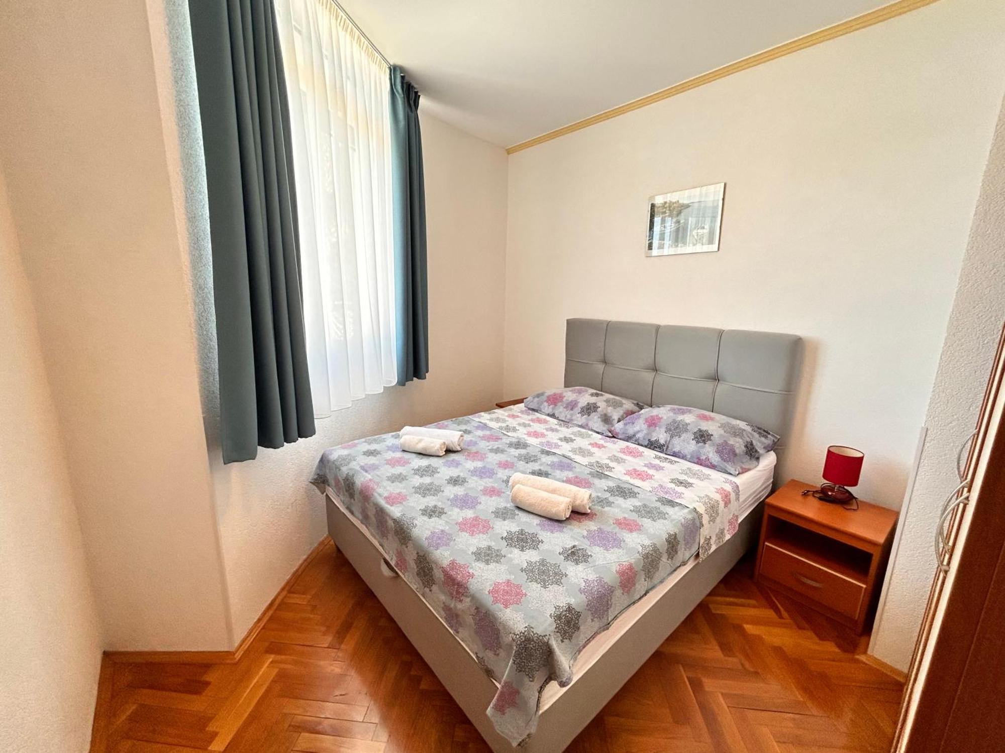 Apartments Plavi Biser Шибеник Екстер'єр фото