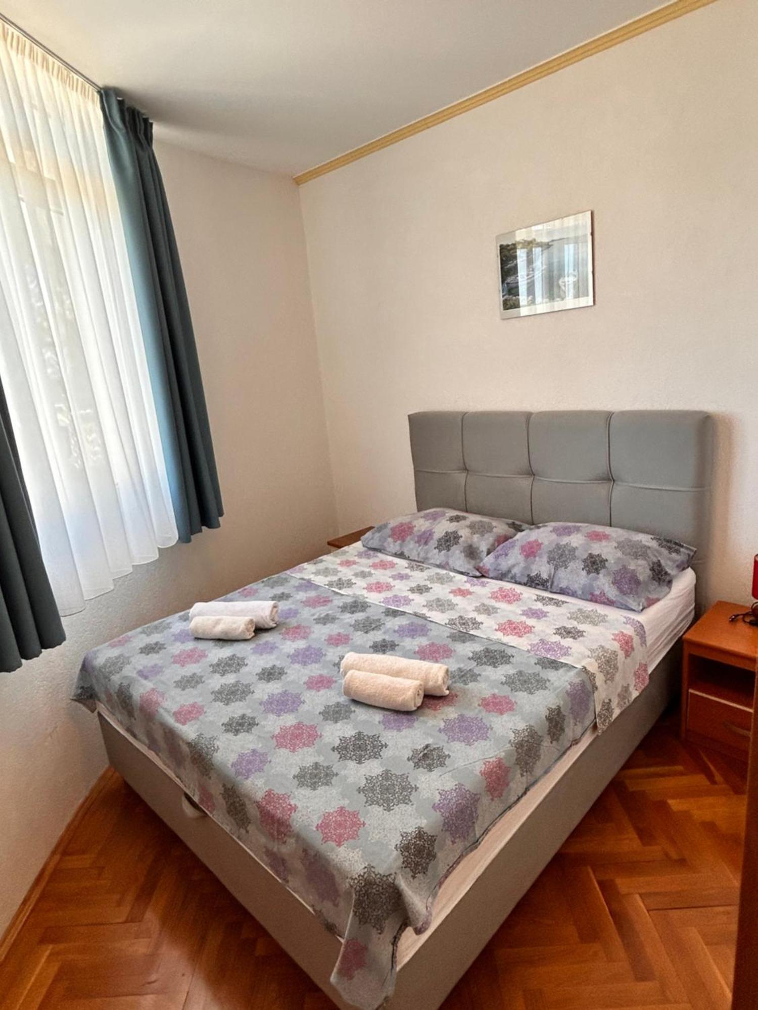 Apartments Plavi Biser Шибеник Екстер'єр фото
