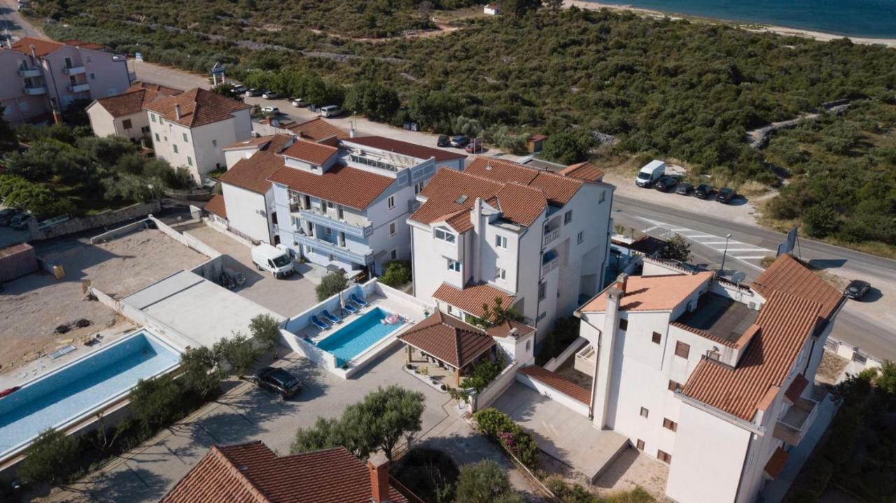 Apartments Plavi Biser Шибеник Екстер'єр фото