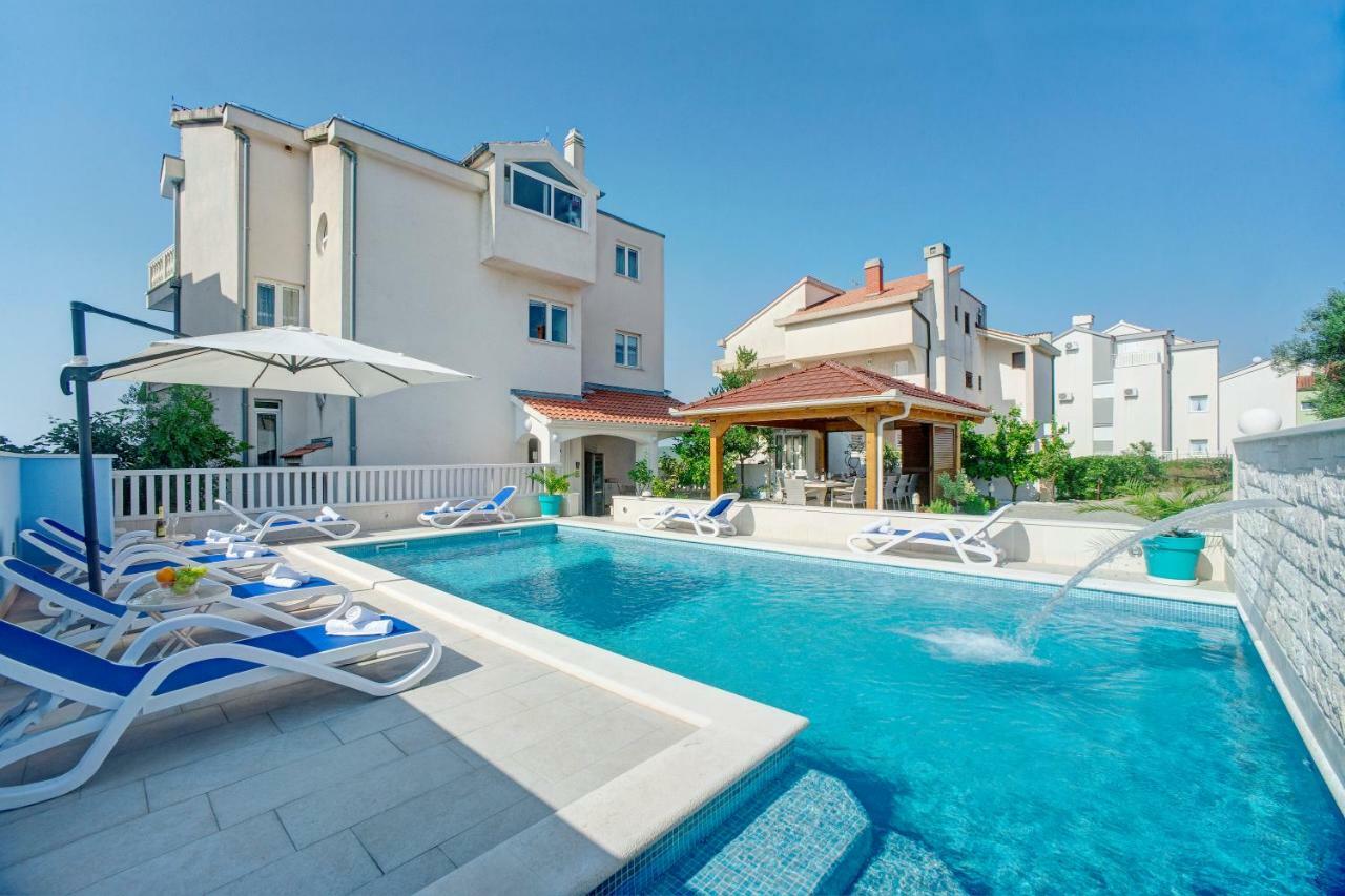 Apartments Plavi Biser Шибеник Екстер'єр фото