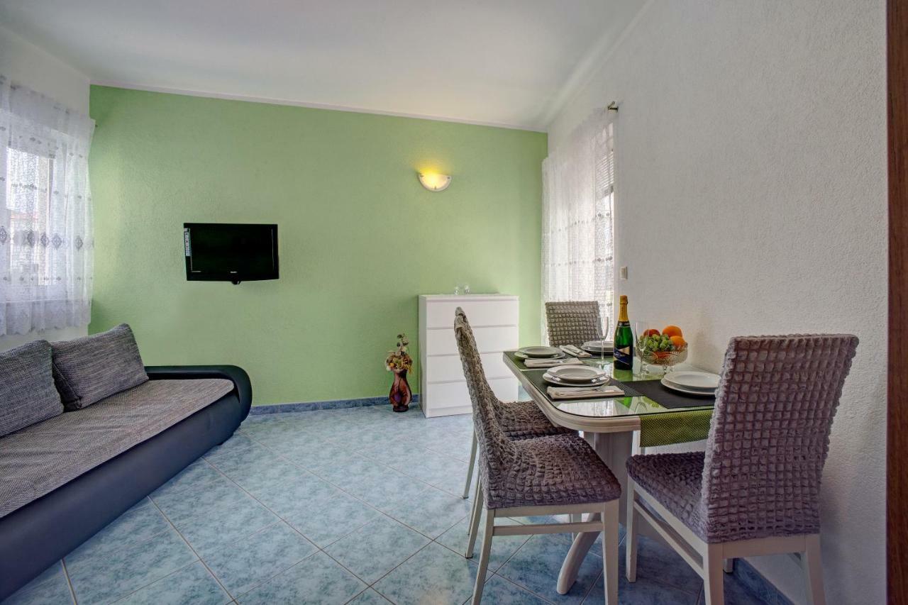 Apartments Plavi Biser Шибеник Екстер'єр фото