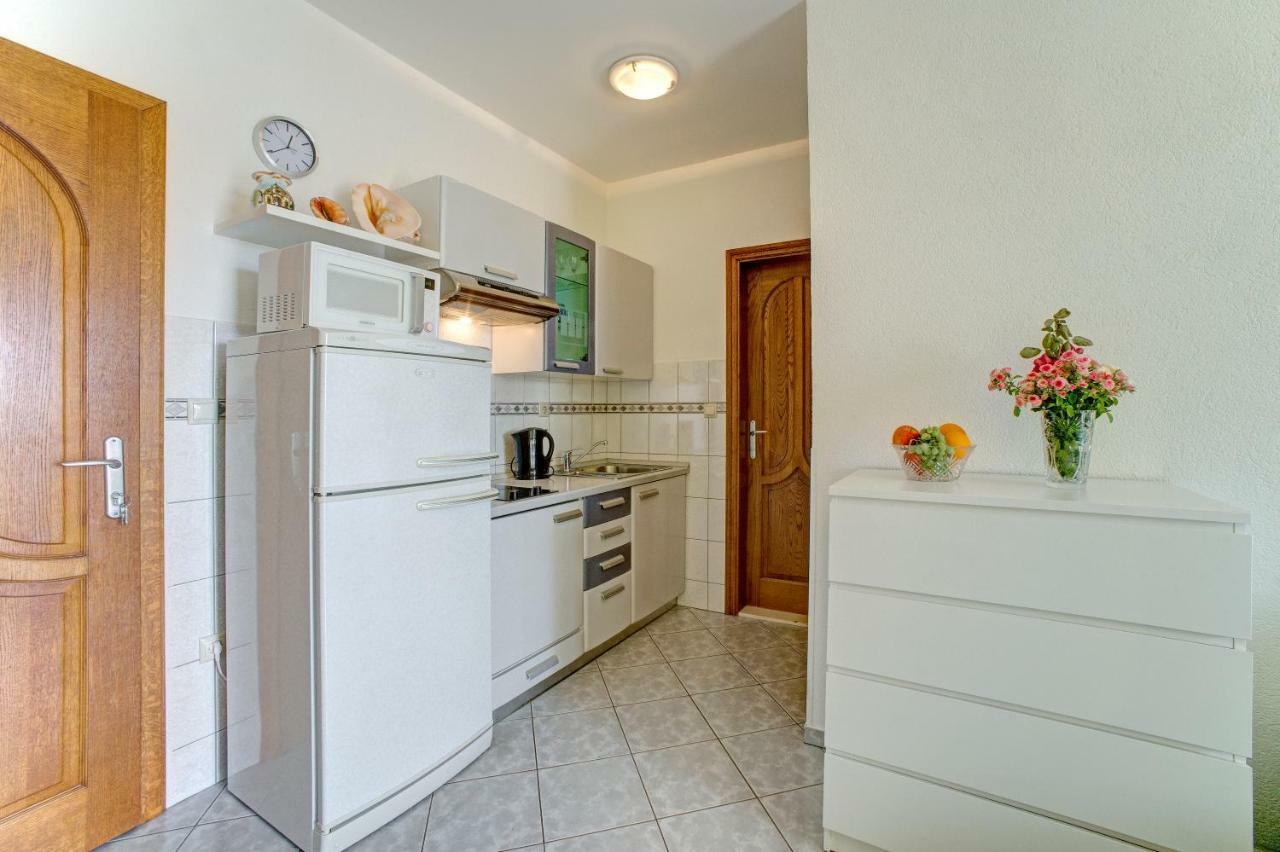 Apartments Plavi Biser Шибеник Екстер'єр фото